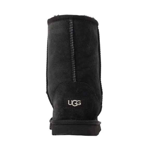Kids UGG Classic II Boot in Black Suede. 1017703K - Picture 4 of 6